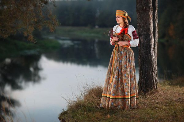Русские красавицы в сарафанах