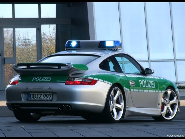Порше 911 полиция