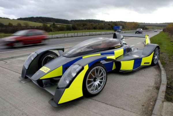 Caparo t1 Police