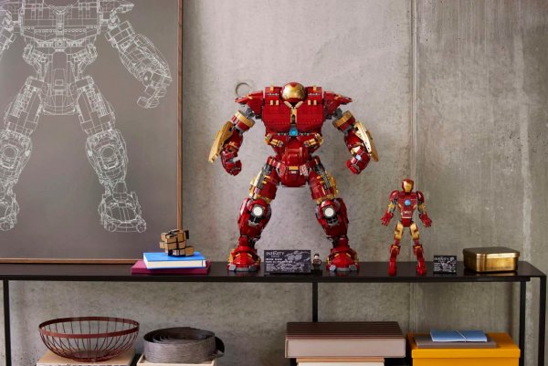 LEGO Hulkbuster 2022