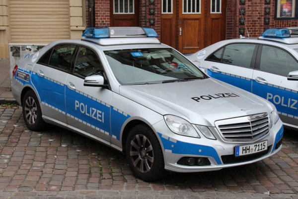 Мерседес s500 полиция Германии