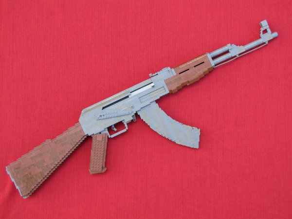 LEGO AK 47