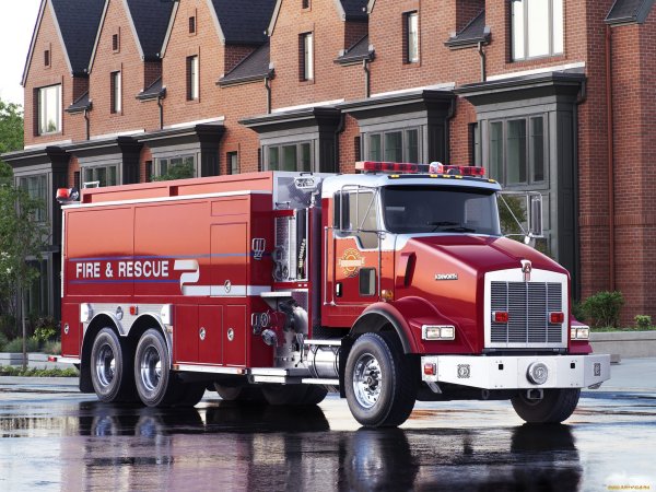Автомобиль Kenworth t800