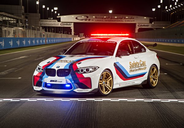 BMW m2 CSL