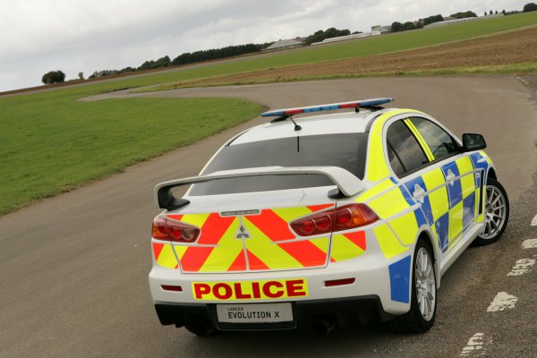 Mitsubishi Lancer Evolution x Police