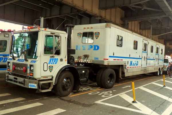 Полицейский фургон NYPD