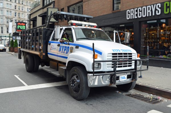 Эвакуатор NYPD Police