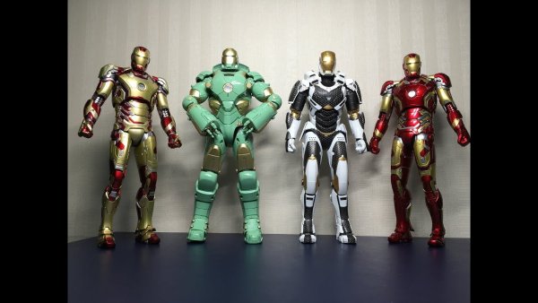 Hot Toys Iron man Mark 39