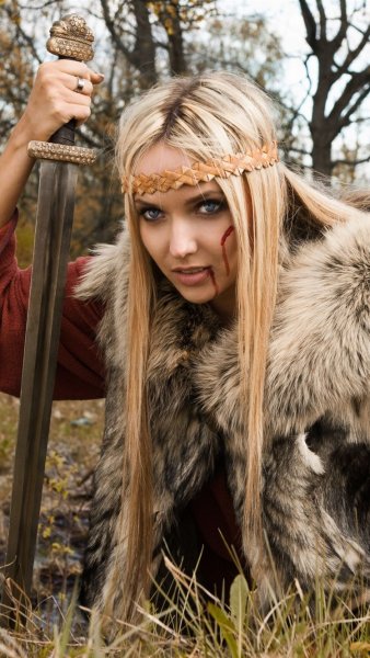 Картинки девушка викинг (50 фото)