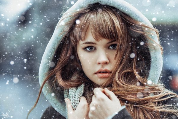 Анастасия Щеглова снежком