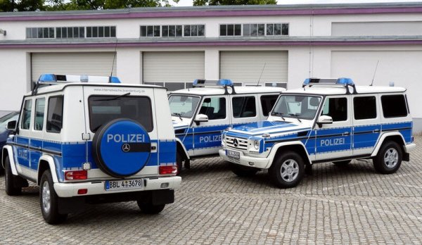 Машина полиция Мерседес g350 бронированный
