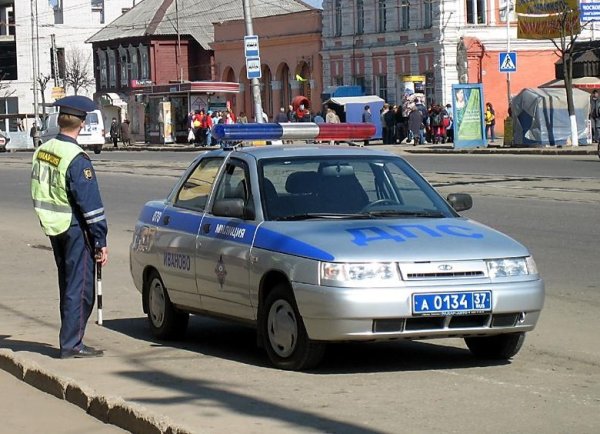 Полицейский ВАЗ 2110