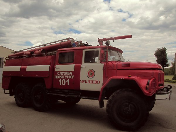 Пожарная машина 101