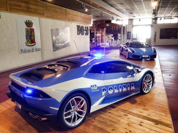 Ламборгини Хуракан polizia Police