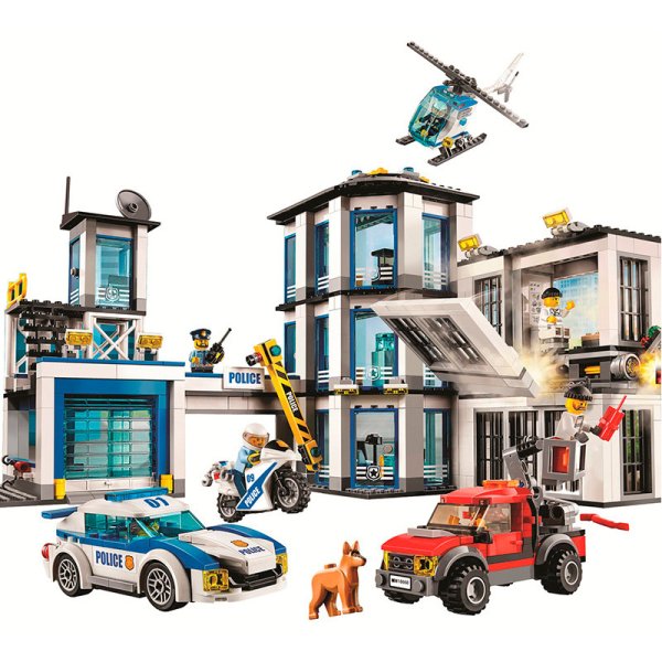LEGO City полицейский участок 60141
