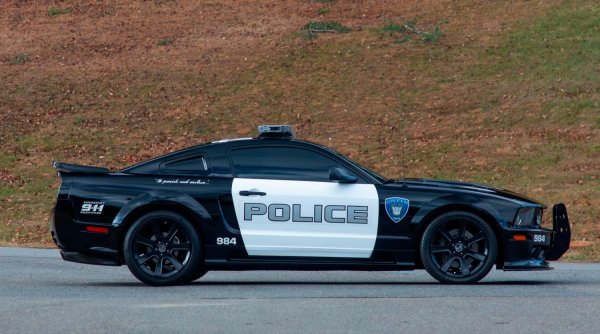 Ford Mustang Saleen s281