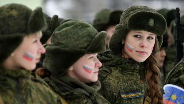 Женщины в современной армии