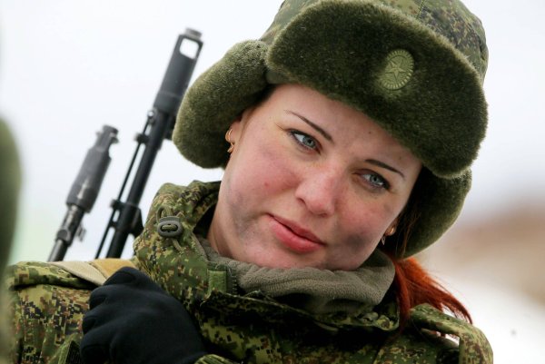 Женщины военнослужащие
