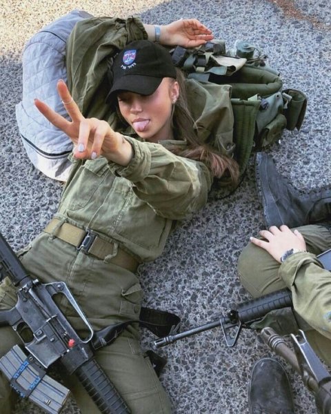 Бабы в армии