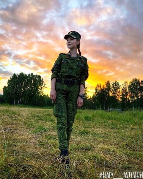 Картинки девушки в армии (48 фото)