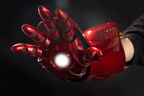 Iron man MK 1 перчатки