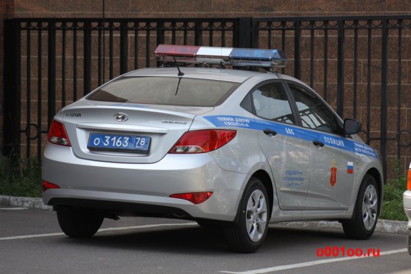 Hyundai Solaris полиция