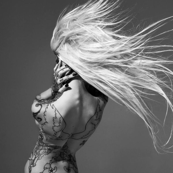 Sara Fabel модель