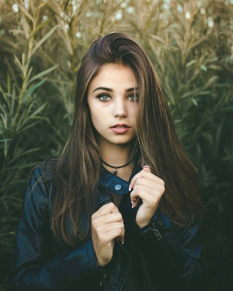 Claire Estabrook фотосессии