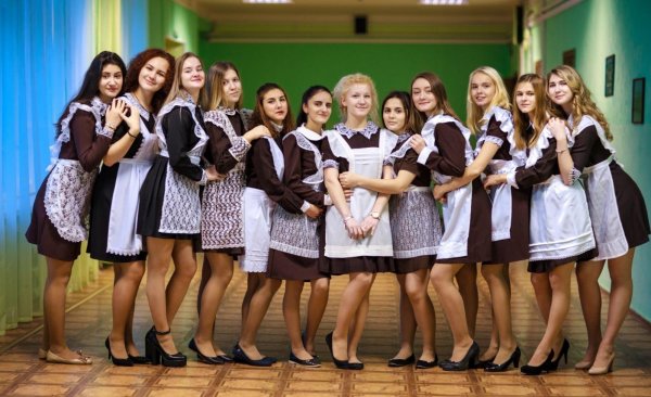 Школьная фотосессия выпускников