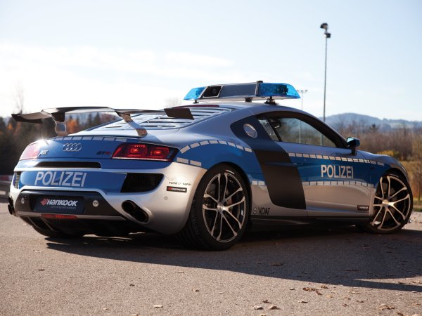 Audi r8 GTR