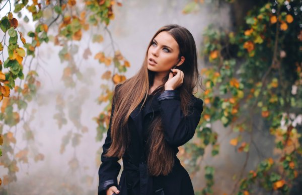 Девушки шатенки с длинными волосами