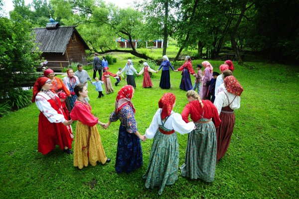 Русский хоровод