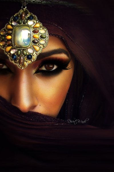 Attar collection the Queen of Sheba Lady