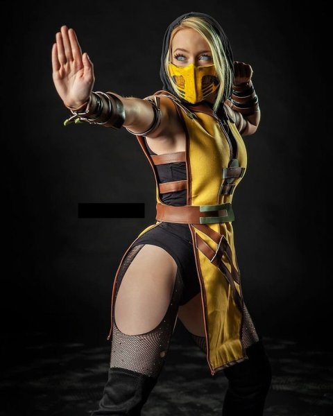 Scorpion MK 11 Cosplay