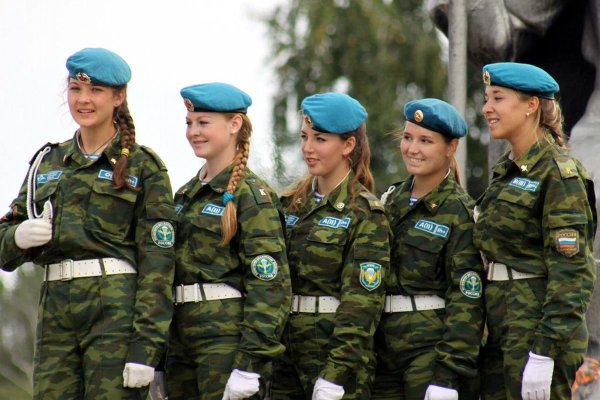 Русские женщины военные