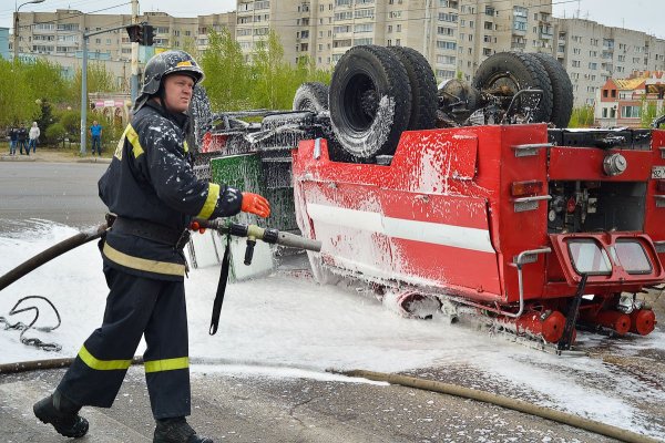 Веселый пожарный
