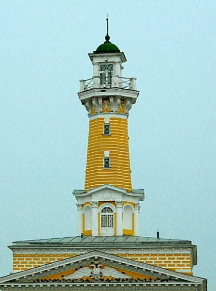 Пожарная колона в Костроме