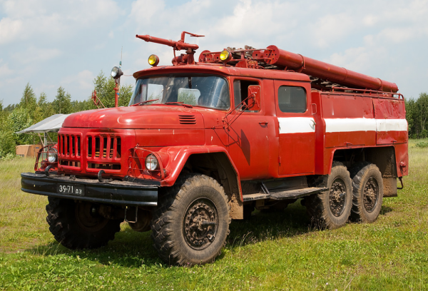 Машина ЗИЛ 131