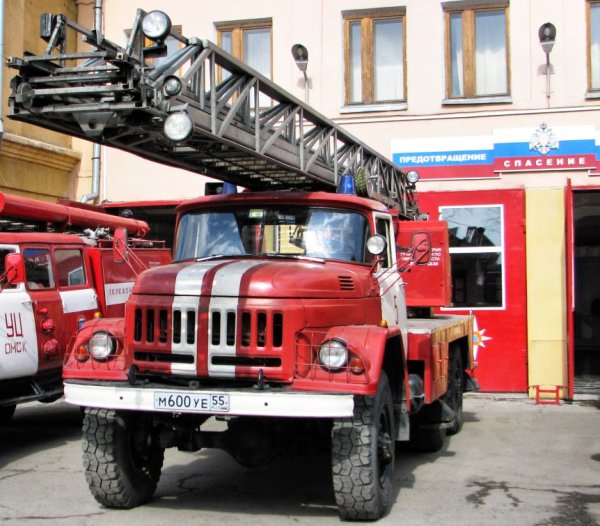 ЗИЛ 131 пожарка