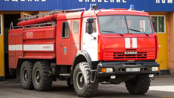 КАМАЗ 4302