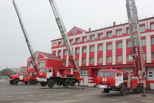 Пожарная автолестница 112 метров