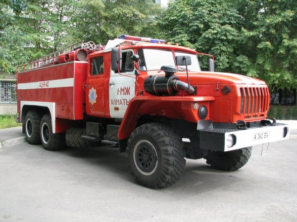 Урал-5557-10 пожарный