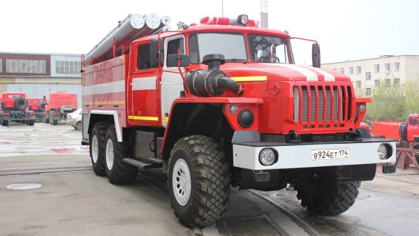 АЦ-5-40 Урал-5557