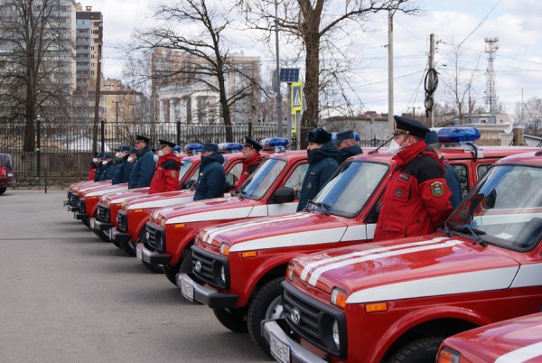 Пожарный оперативно-служебный автомобиль (АОС)
