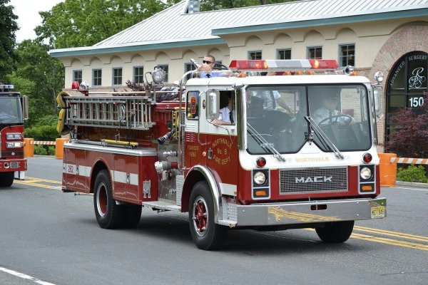 Пожарный автомобиль Fire Truck