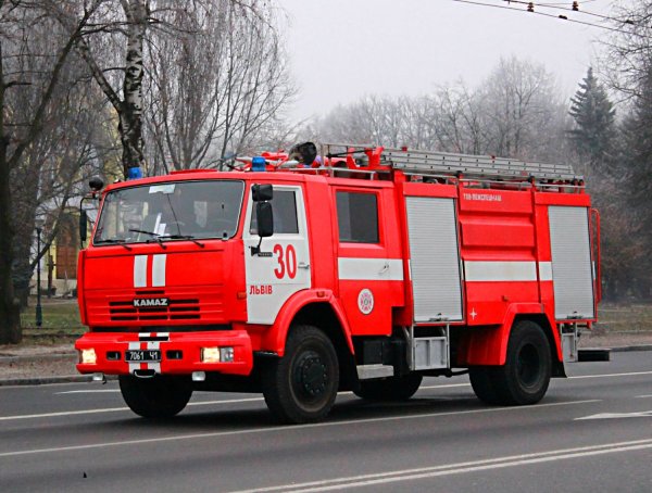 Пожарный КАМАЗ 43253
