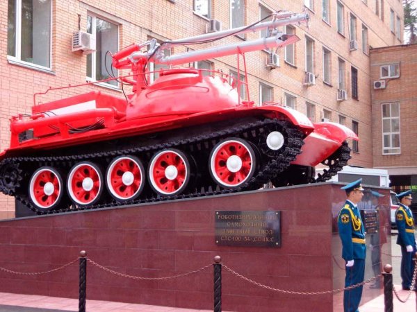 Пожарный танк ВНИИПО Балашиха