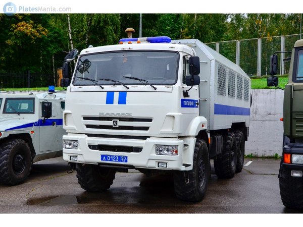 КАМАЗ 5350 ОМОН