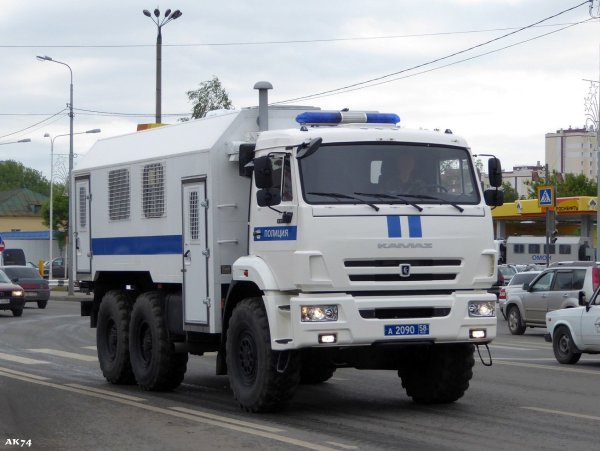 КАМАЗ полиция