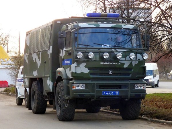 КАМАЗ 42111